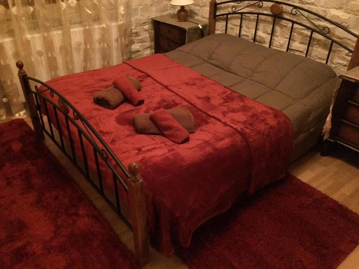 The Love Holiday House Tris Elies Dış mekan fotoğraf