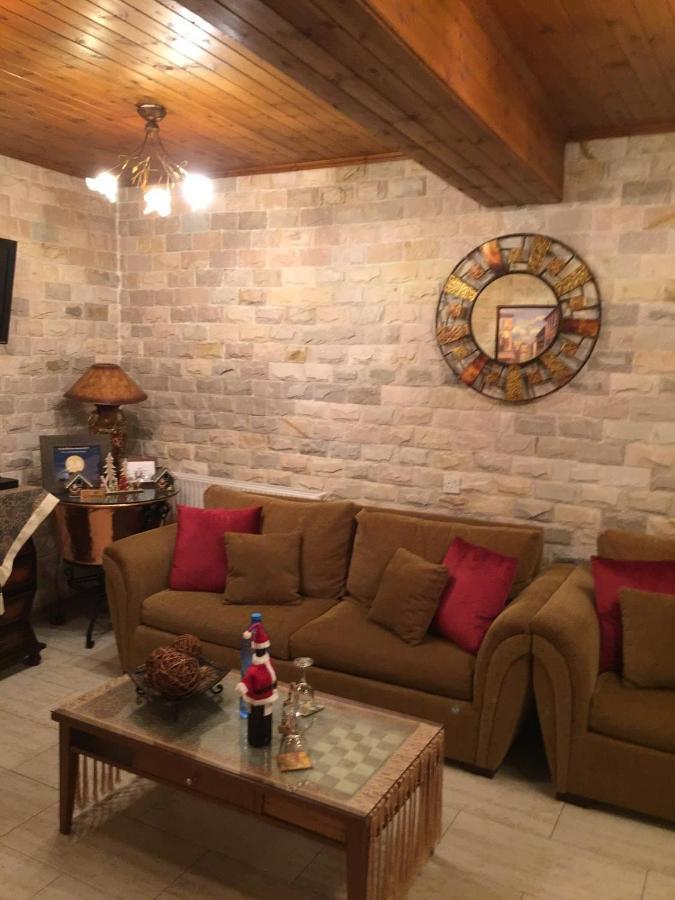 The Love Holiday House Tris Elies Dış mekan fotoğraf