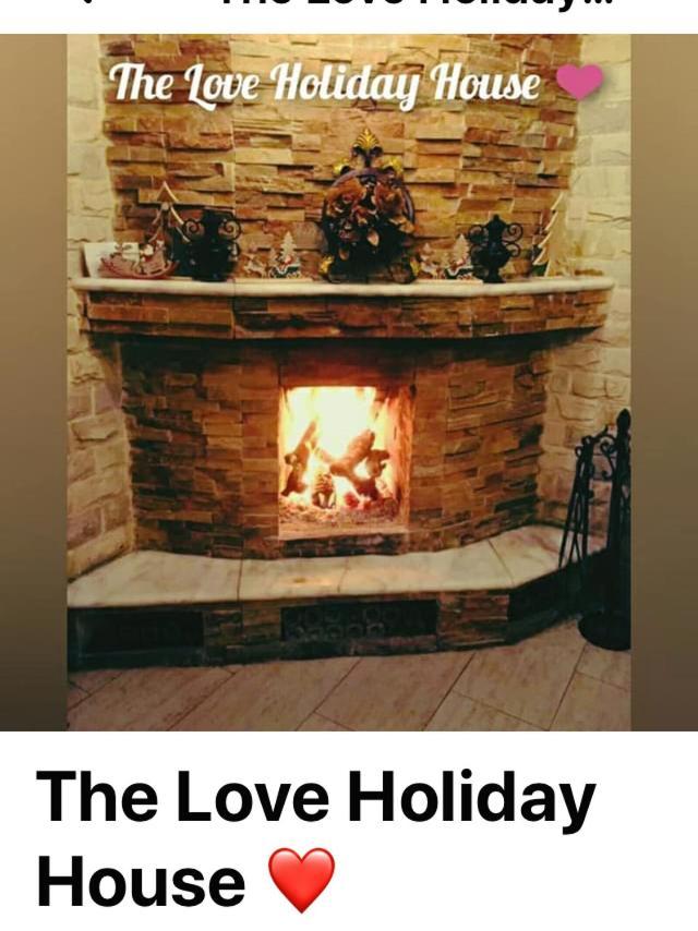 The Love Holiday House Tris Elies Dış mekan fotoğraf