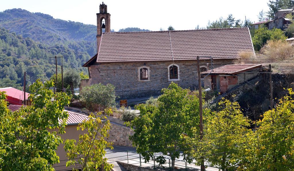 The Love Holiday House Tris Elies Dış mekan fotoğraf
