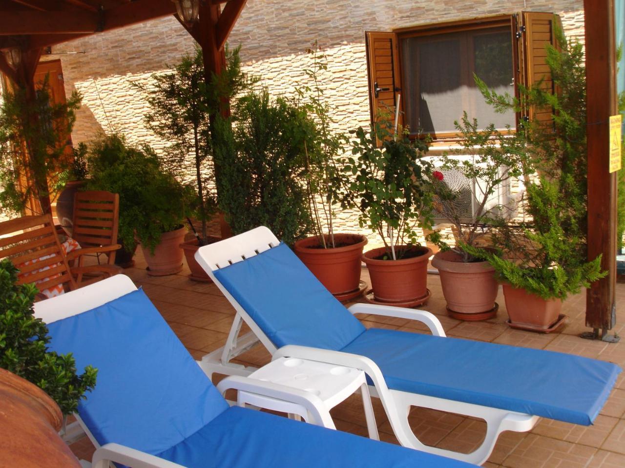 The Love Holiday House Tris Elies Dış mekan fotoğraf